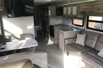 price-reduction---2020-thor-windsport-29m---7