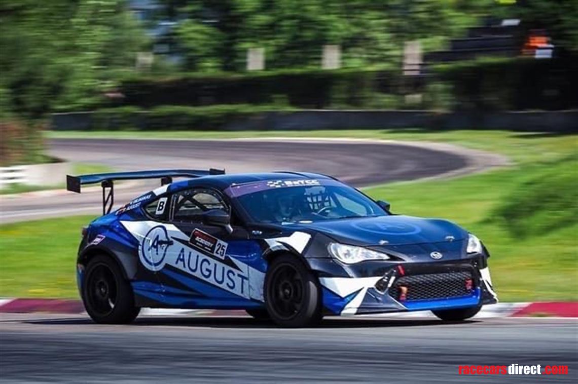 2013-toyota-gt86subaru-brz