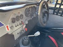 triumph-tr5-historic-race-car