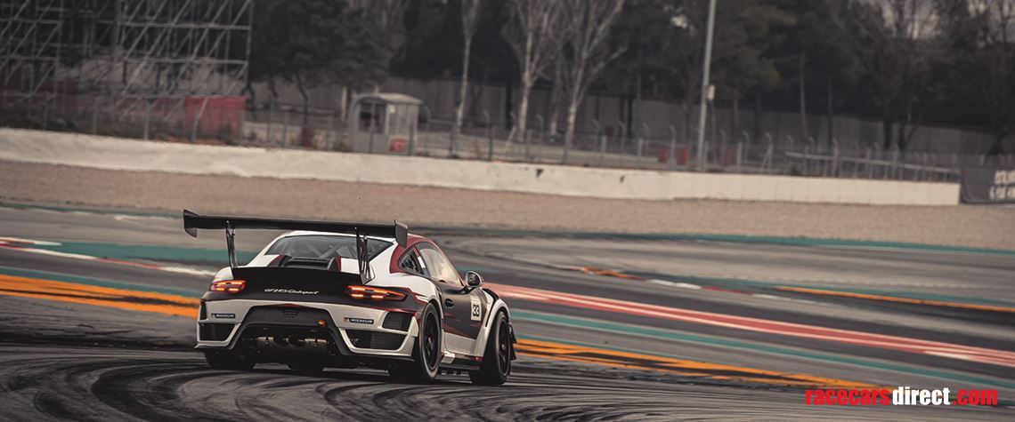 porsche-911-gt2rs-clubsport-ex-verstappen