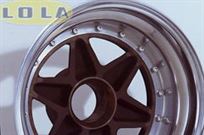 lola-t212-wheels