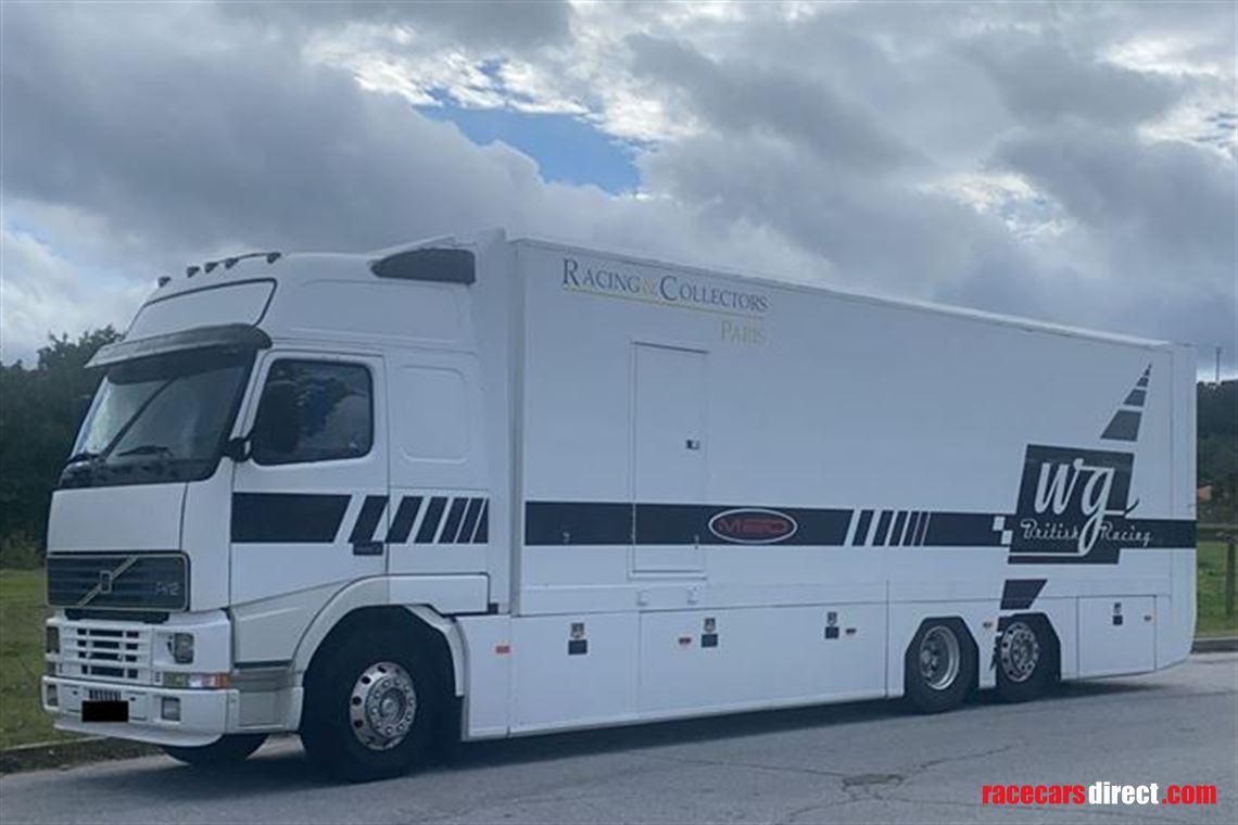 race-transporter-fh12