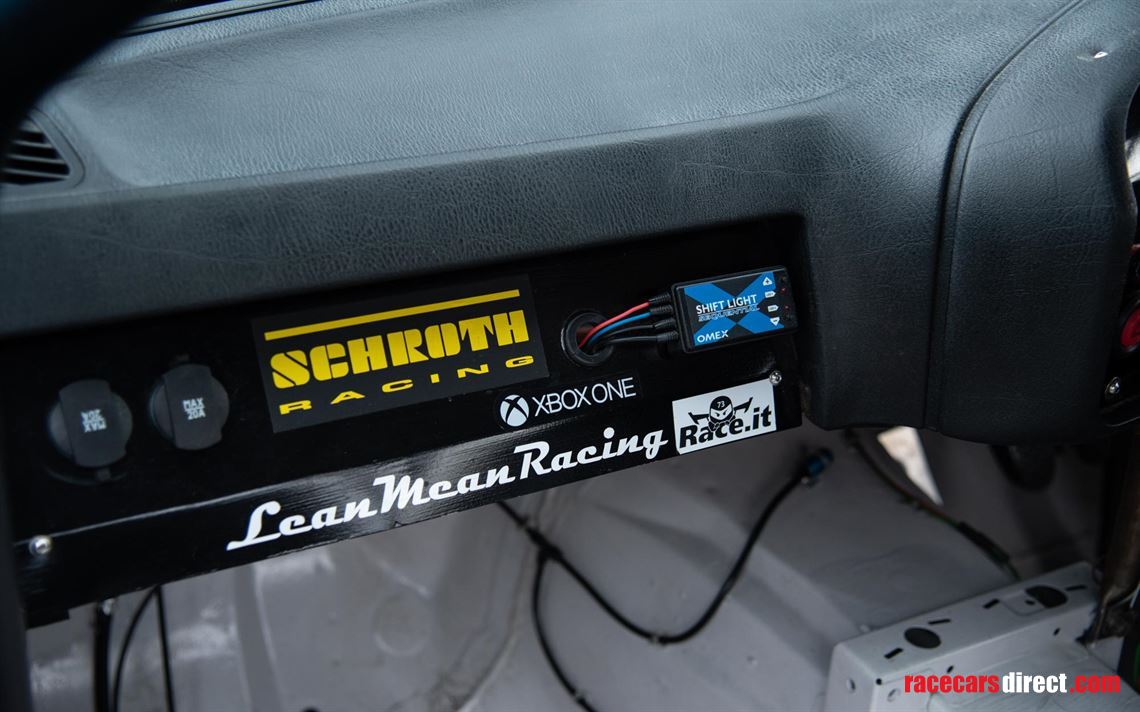 1995-bmw-e36-318is-race-car-bmw-class-winner