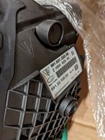 porsche-9911-headlight-r-new