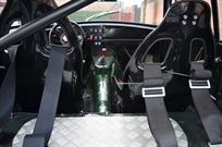 1969-mgb-gt-v8-35l-210-bhp