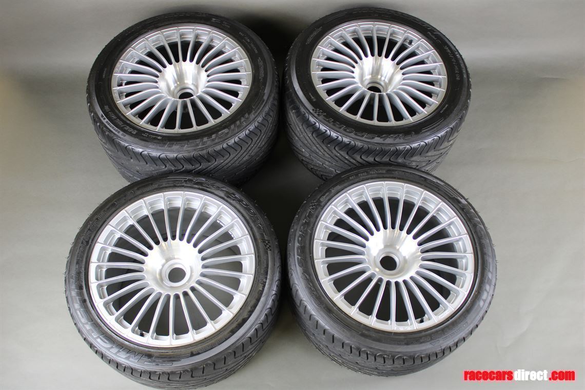 mercedes-benz-clk-gtr-wheels-street-version