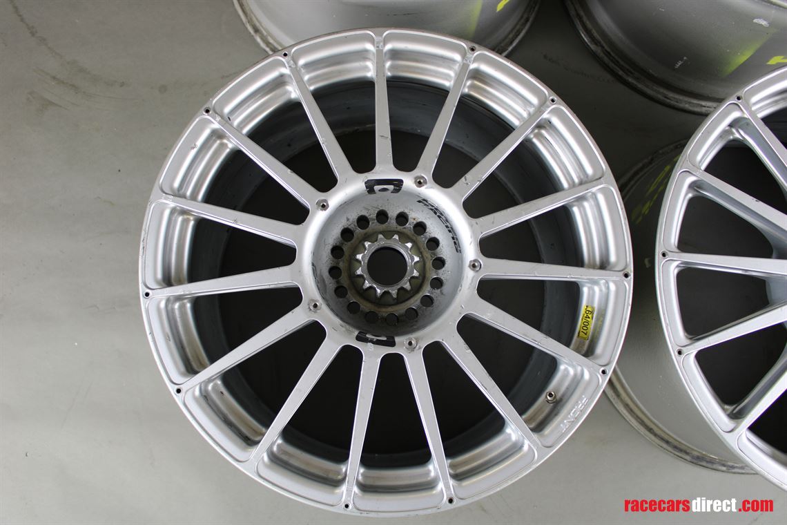 mercedes-benz-dtm-motegi-wheels