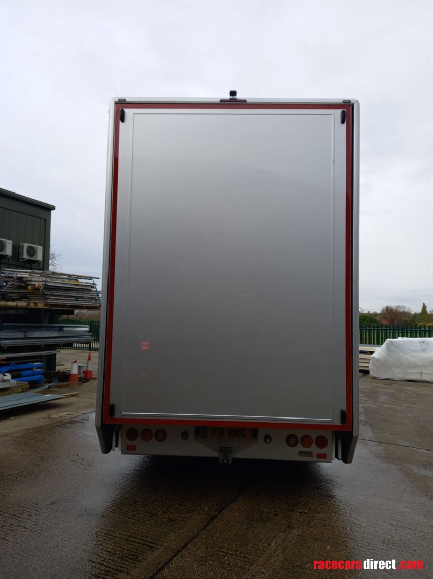 2010-mercedes-axor-1843ls-auto