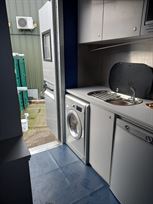 2010-mercedes-axor-1843ls-auto