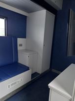 2010-mercedes-axor-1843ls-auto