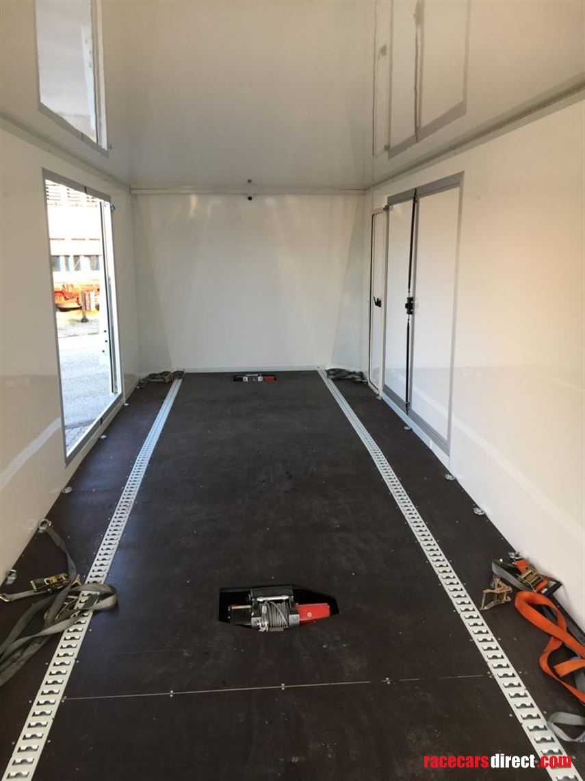 ivecoturatello-2-car-transporter