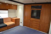 4-car-transporter-with-two-slideouts-and-actr