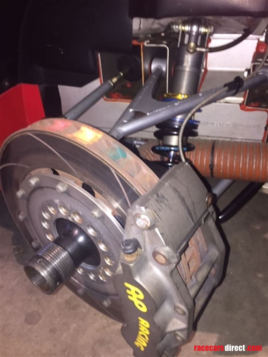 vauxhall-vx220-built-by-colin-blower-in-2003