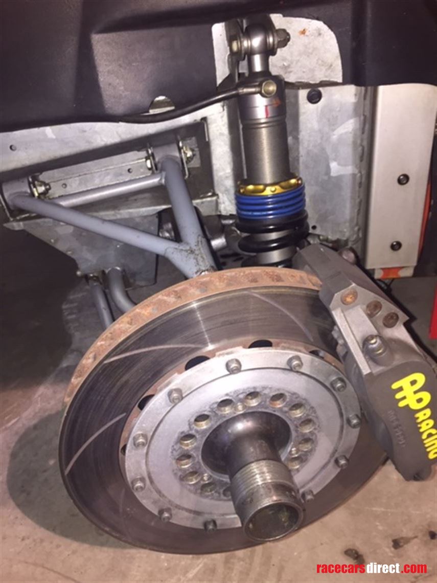 vauxhall-vx220-built-by-colin-blower-in-2003