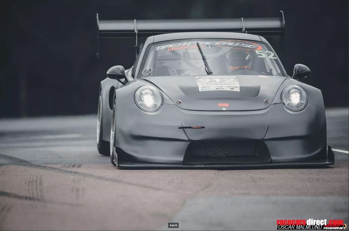 unique-and-fast-porsche-991-cup