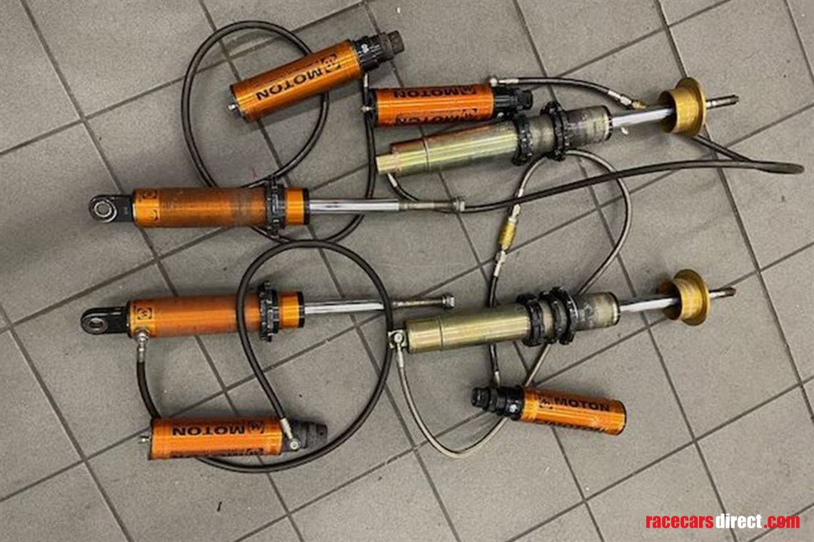 moton-3-way-shocks-for-porsche-9971-cup