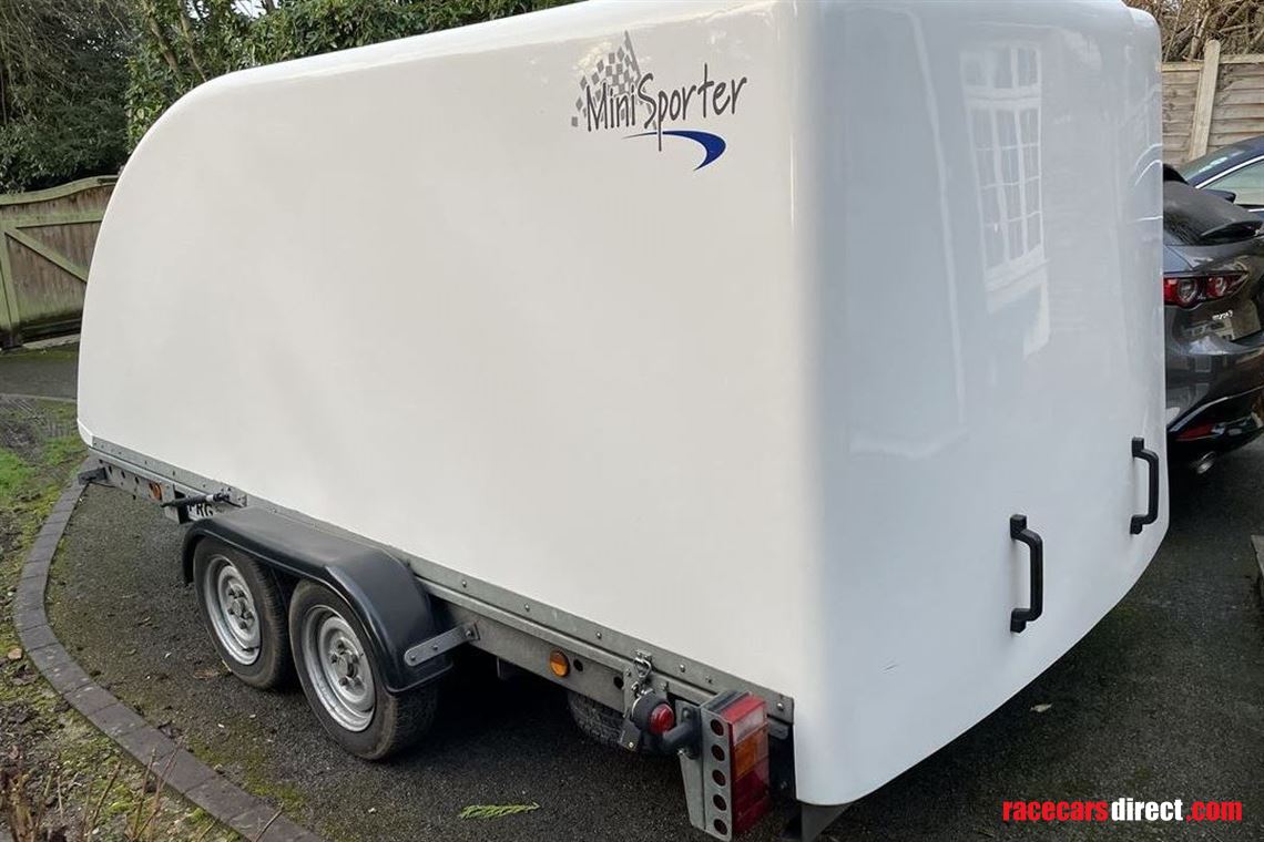 prg-minisporter-xw-enclosed-trailer