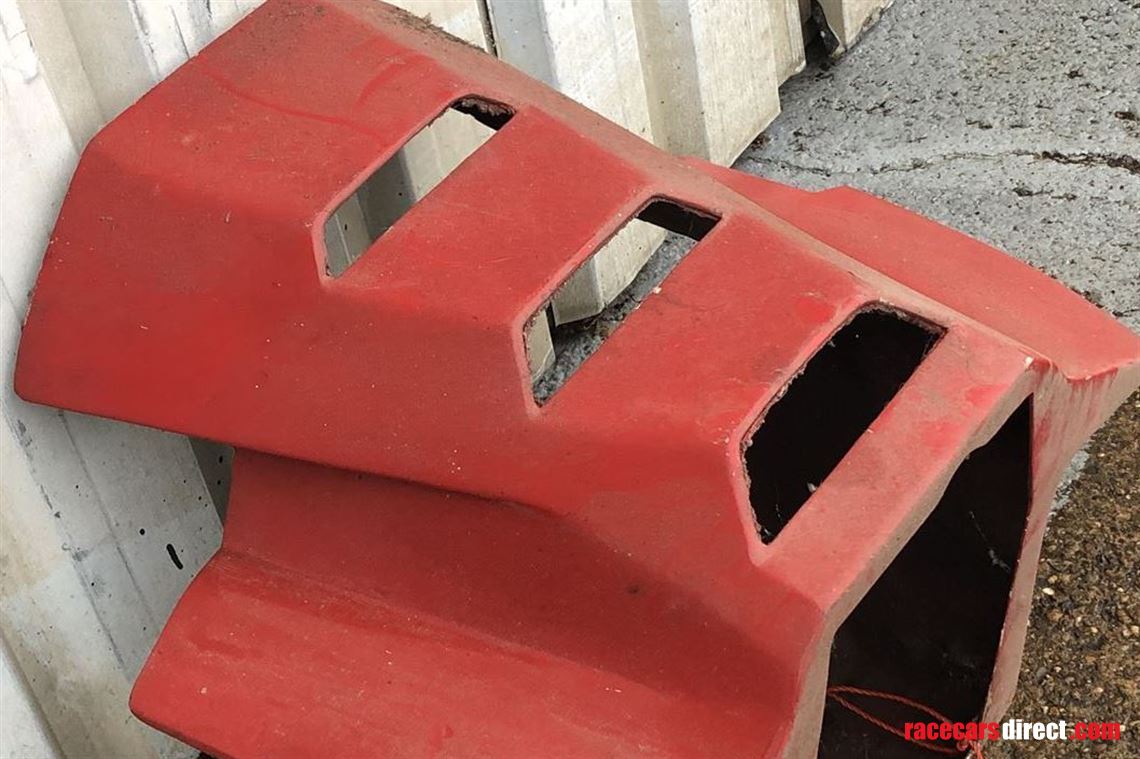 van-diemen-rf84-tail-section