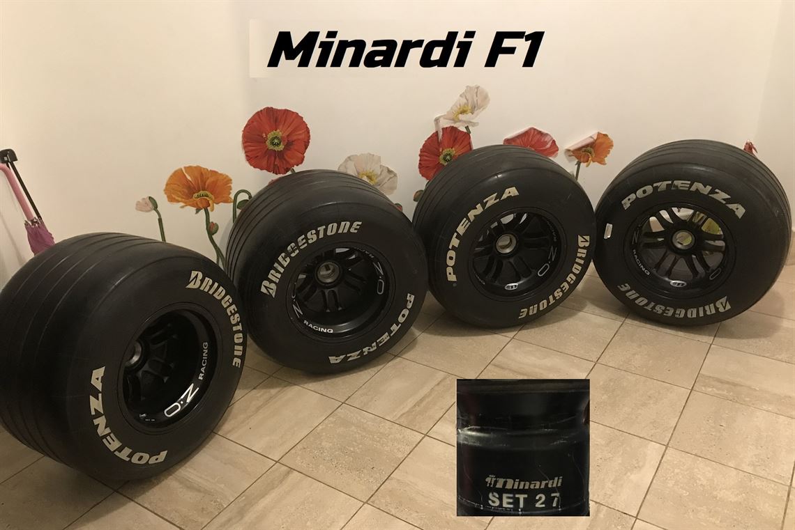 f1-minardi-wheel-2005-set-oz-rims-bridgestone