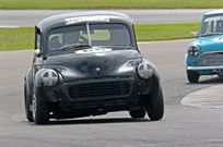 morris-minor-split-screen-racer