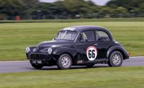 morris-minor-split-screen-racer