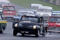 morris-minor-split-screen-racer