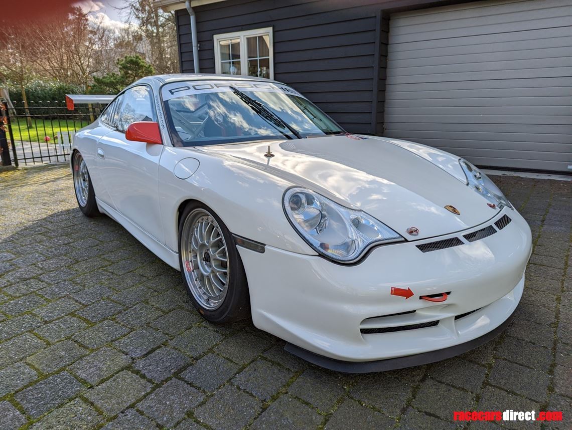 porsche-911-996-gt3-cup-2004