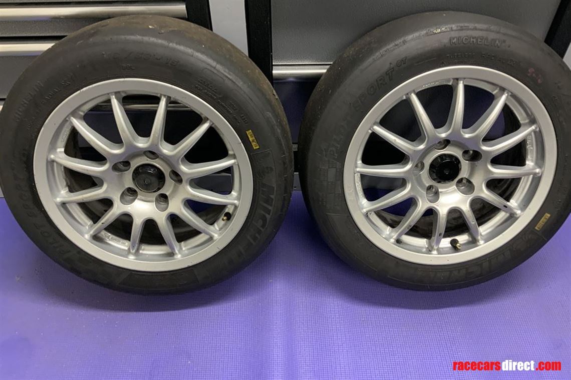 ginetta-gt5-g40-cup-15-wheels