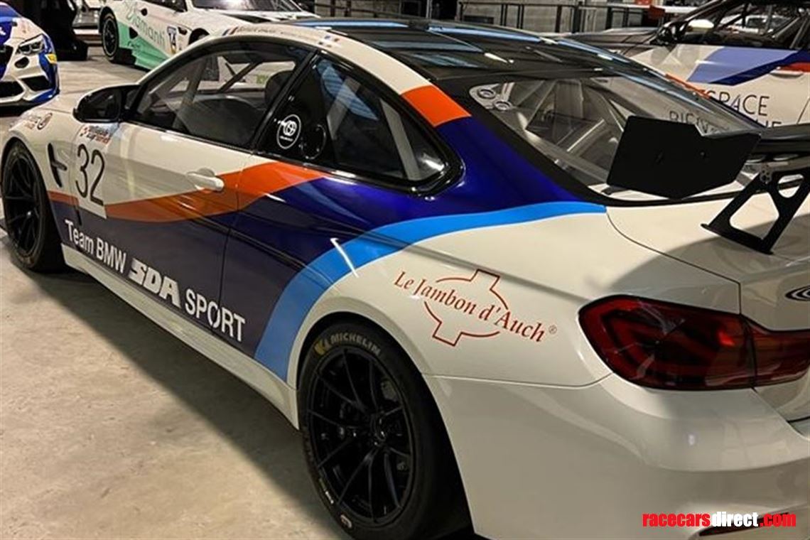 bmw-m4-gt4