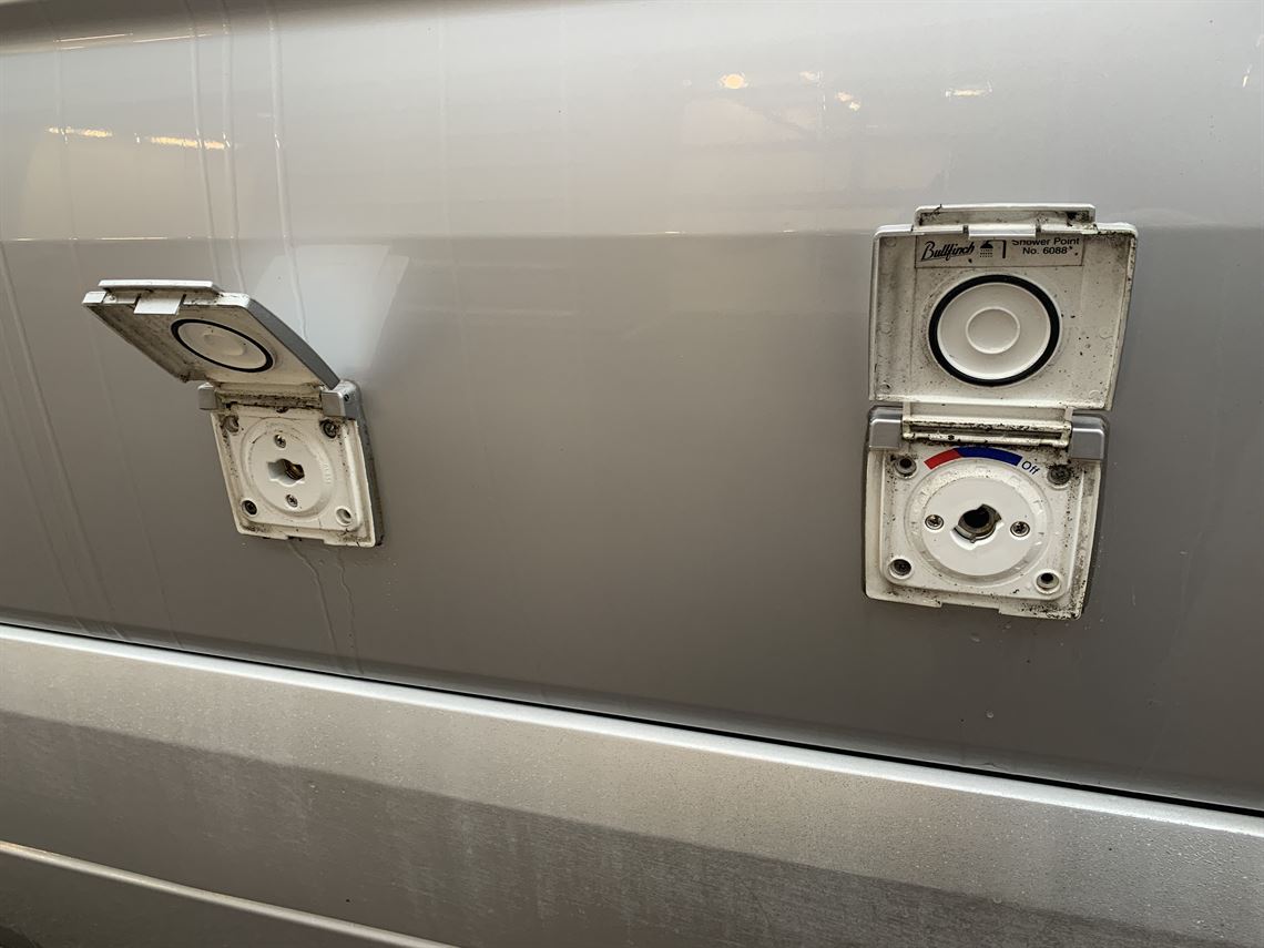 mercedes-sprinter-516-cdi-race-truck