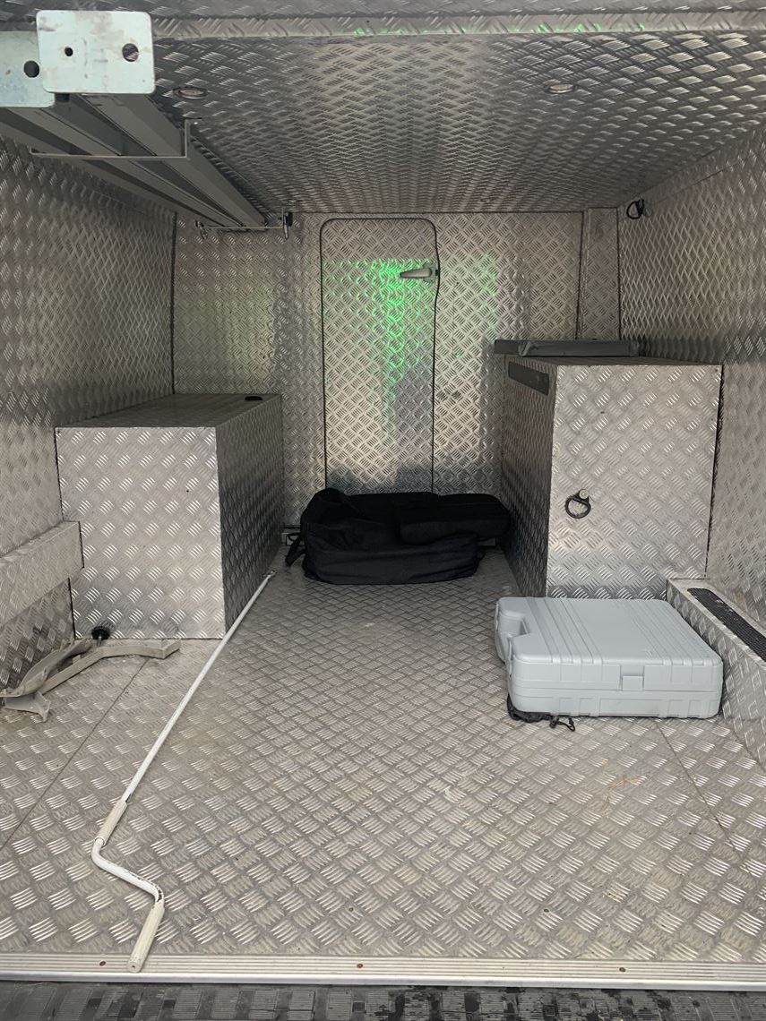 mercedes-sprinter-516-cdi-race-truck