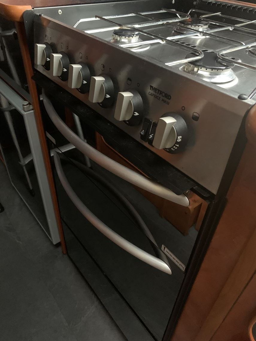 mercedes-sprinter-516-cdi-race-truck