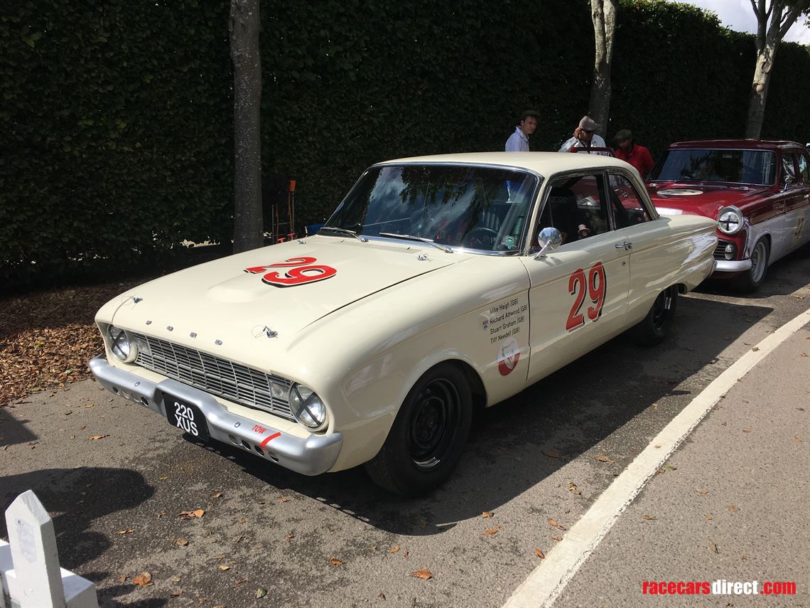 ford-falcon-historic-race-car-1960