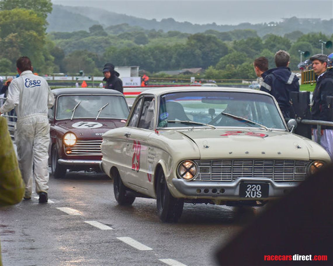 ford-falcon-historic-race-car-1960