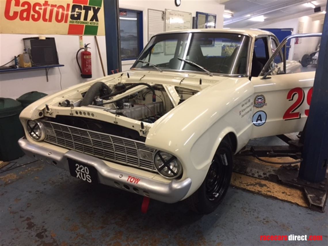 ford-falcon-historic-race-car-1960