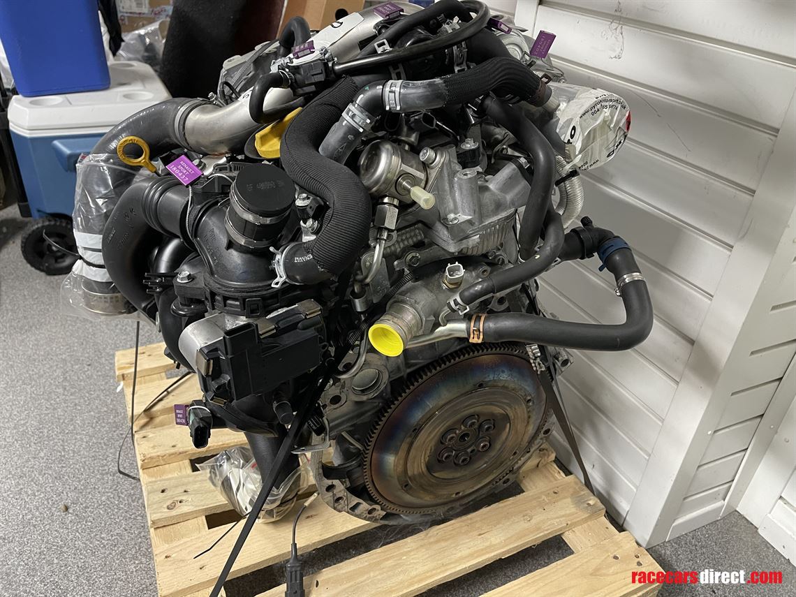 renault-sport-rs-clio-cup-2018-engine