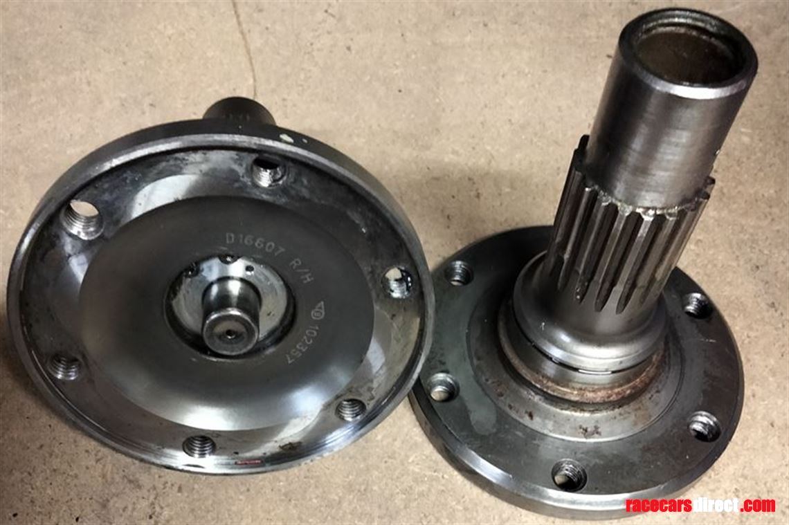 dallara-hewland-f3a-output-flanges