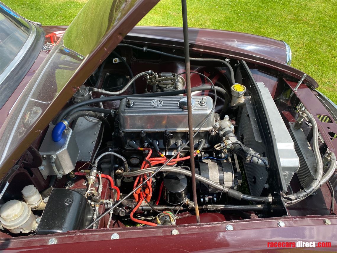 mgb-1840cc-race-car