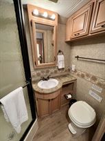 fourwinds-hurricane-34b-motorhome-for-sale