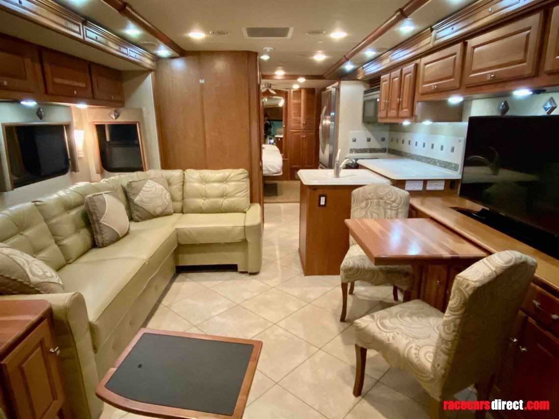 itasca-meridian-34b-motorhome-for-sale