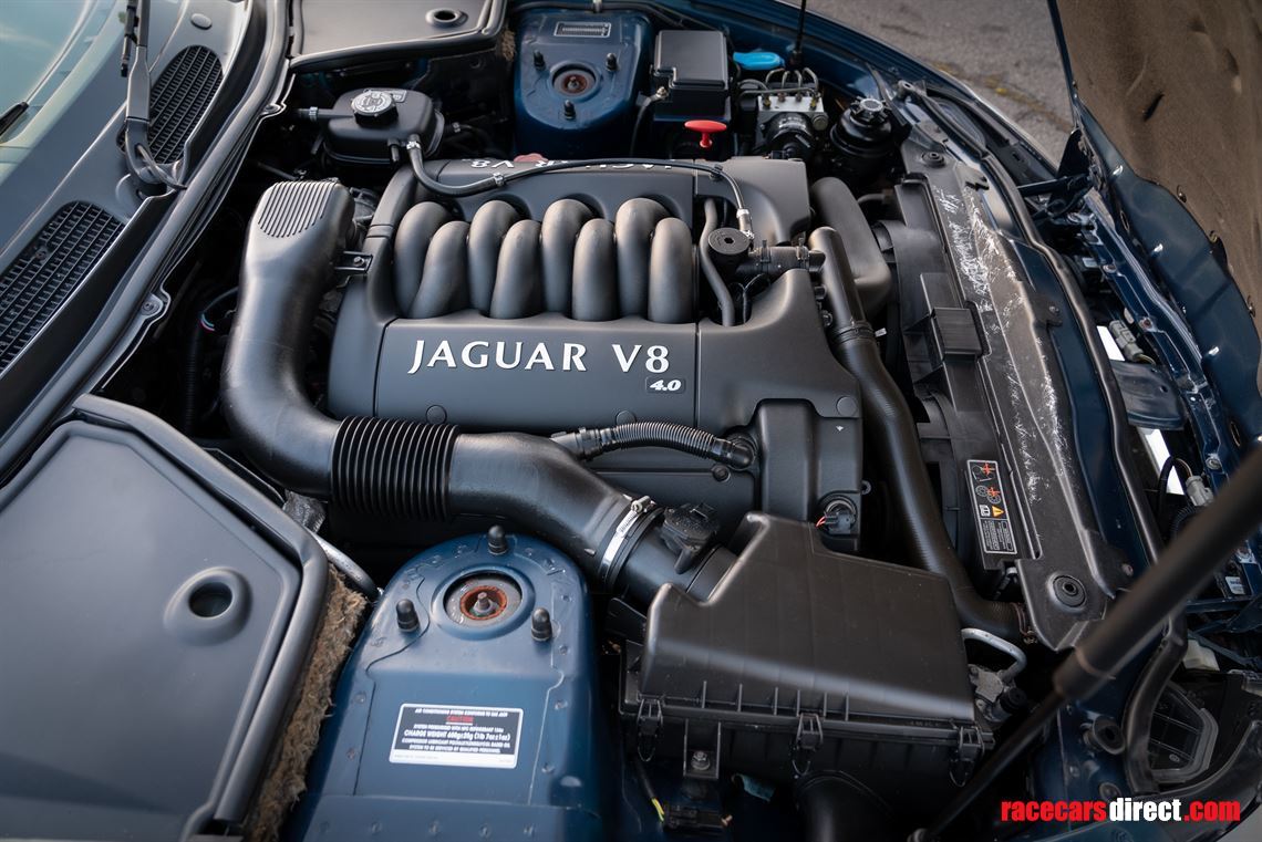 1999-jaguar-xk8