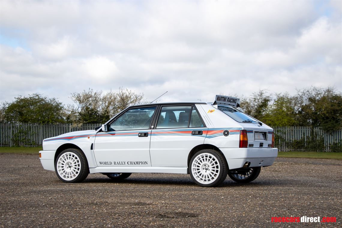 1992-lancia-delta-integrale-martini-6