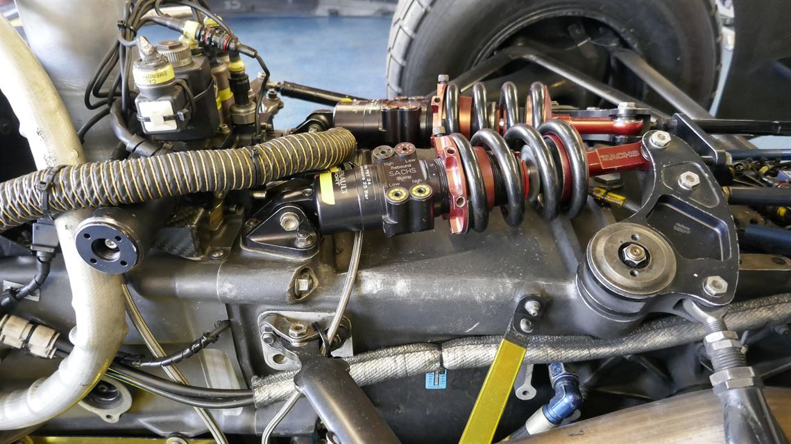 world-series-renault-t08