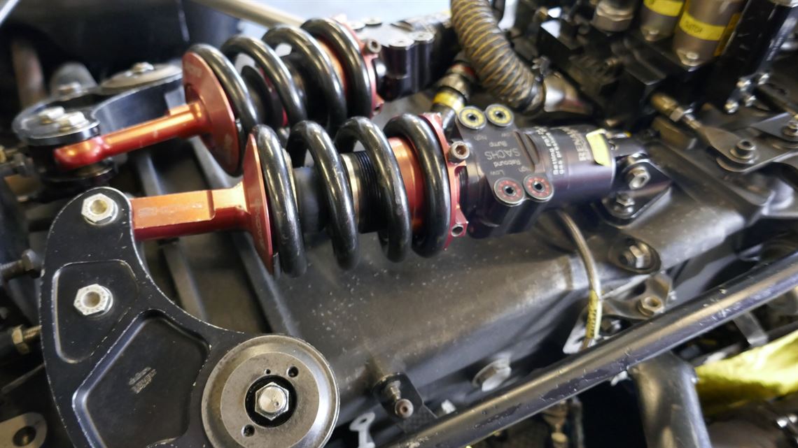 world-series-renault-t08