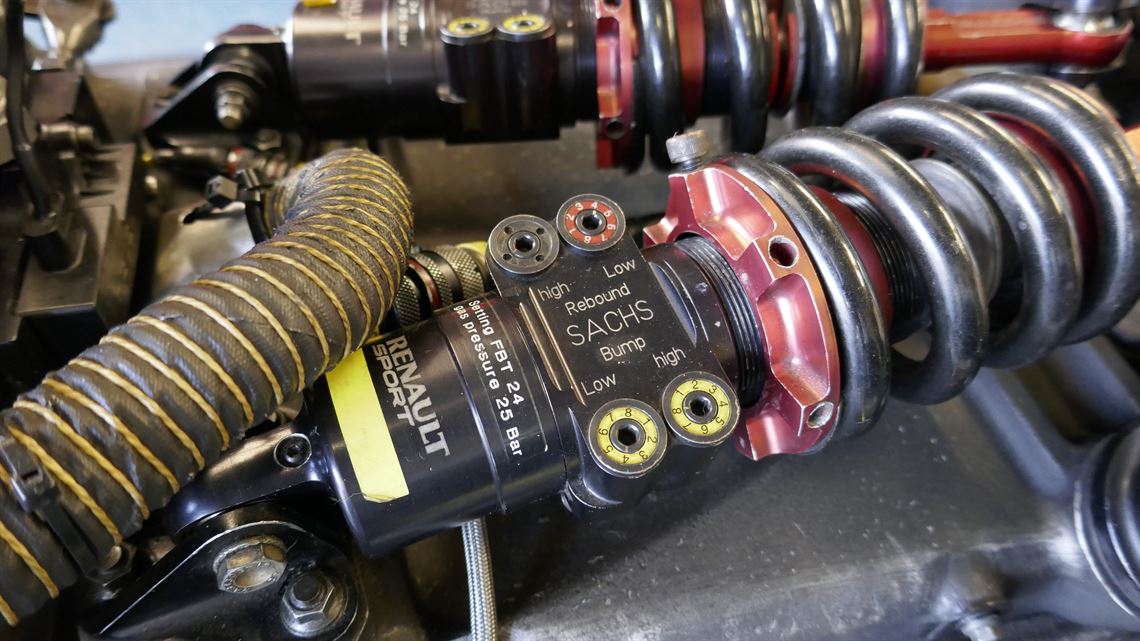 world-series-renault-t08