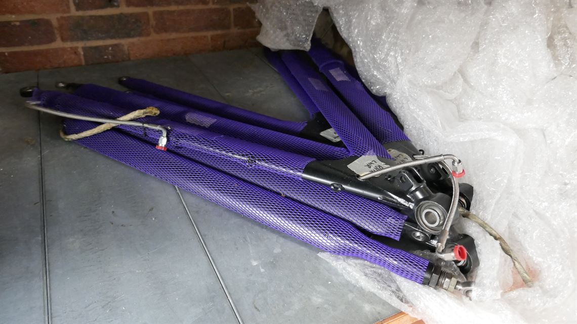 world-series-renault-t08