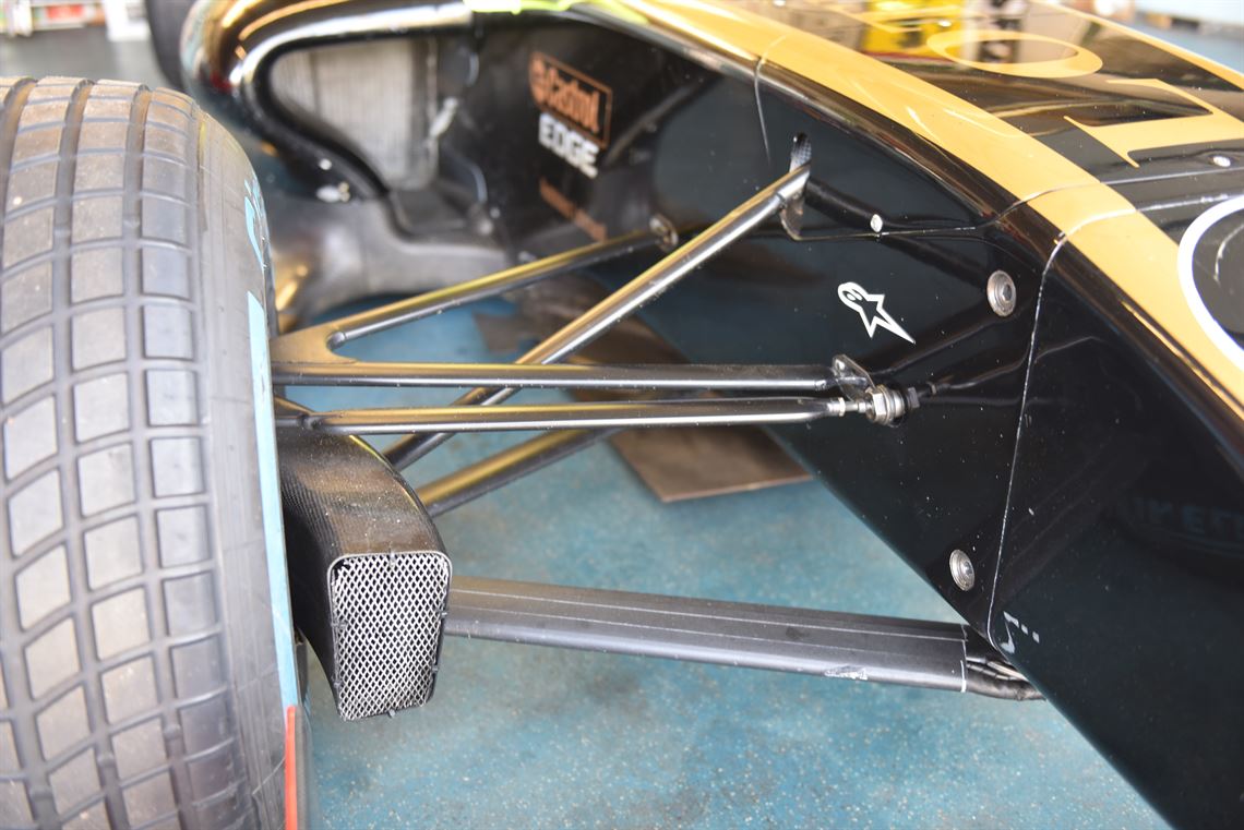 world-series-renault-t08