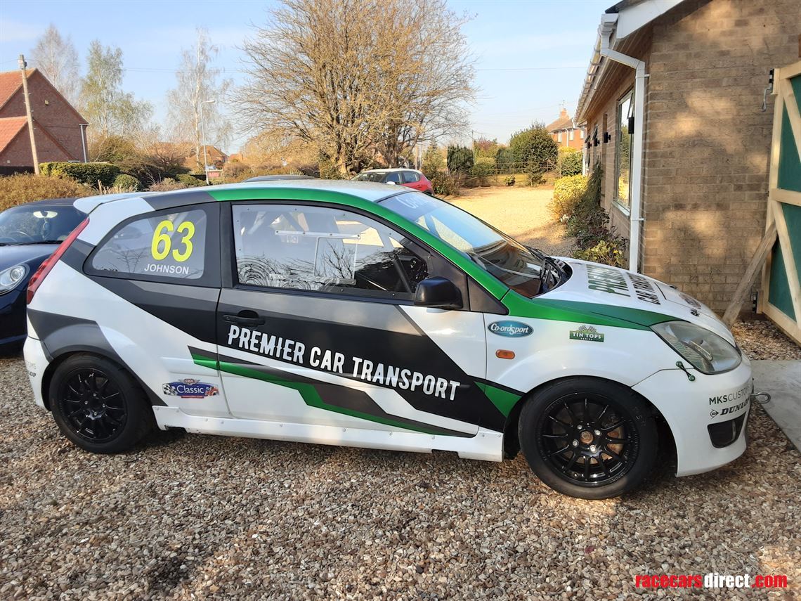 ford-fiesta-st-race-car