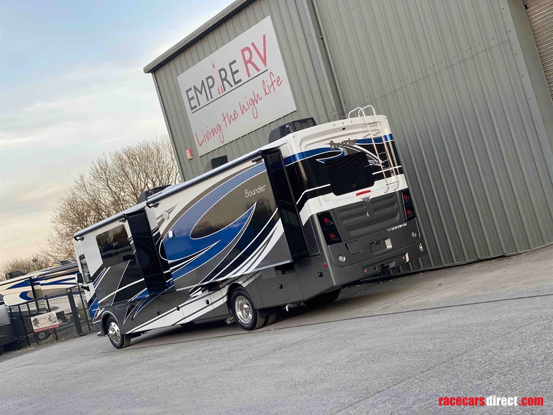 fleetwood-bounder-35p-motorhome-for-sale