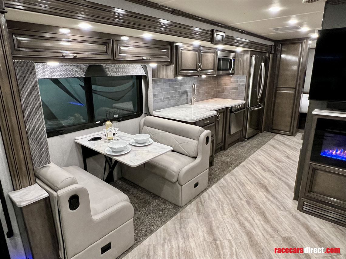 fleetwood-bounder-35p-motorhome-for-sale